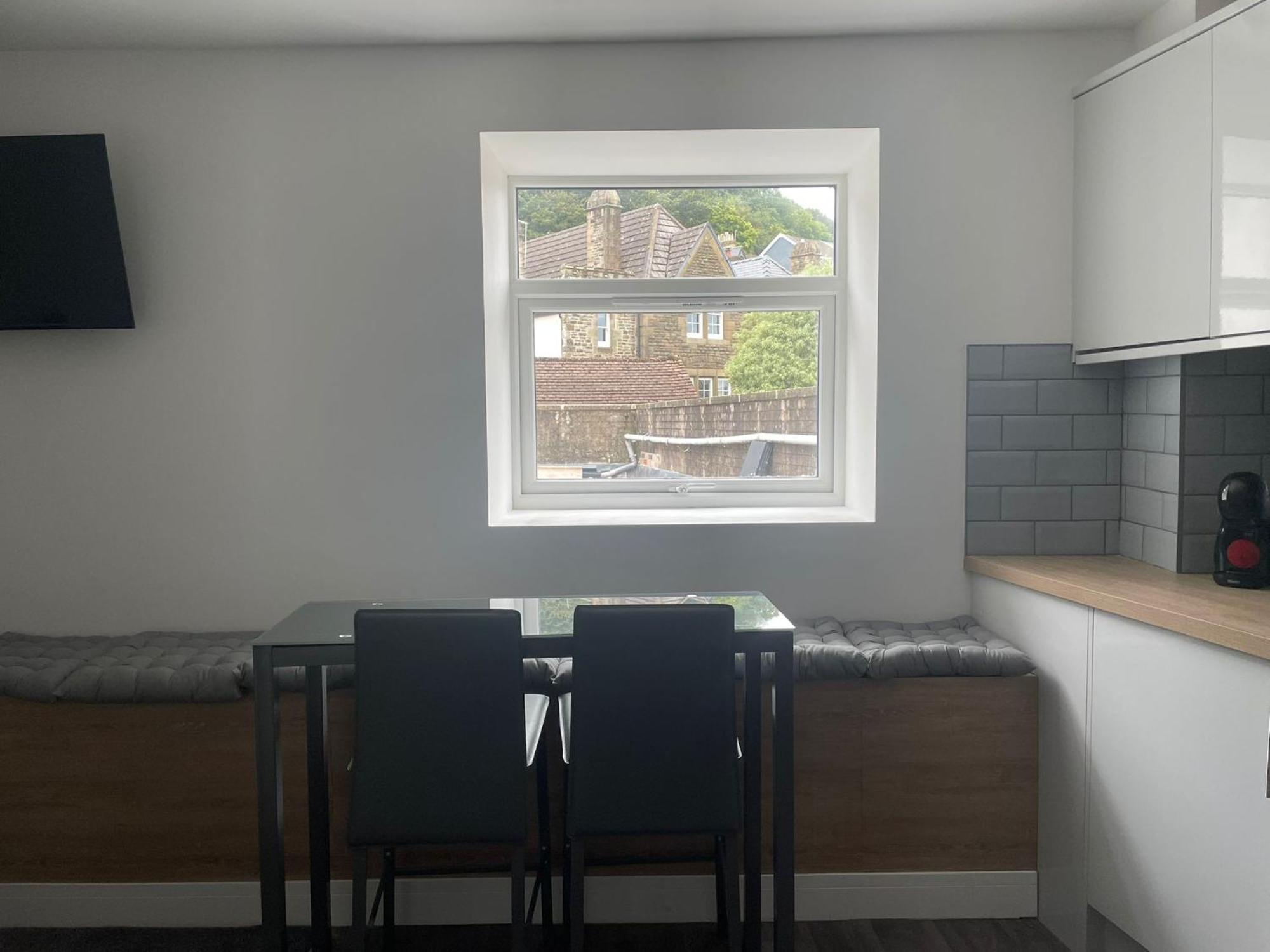 Belmont House Apartment